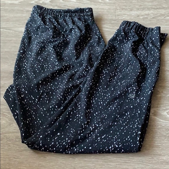 lululemon athletica Pants - Lululemon jogger in speckled print.